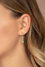 Load image into Gallery viewer, Fashion Flaunt - Green Paparazzi Necklace