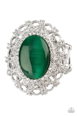 Paparazzi BAROQUE The Spell-green ring