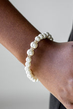 Load image into Gallery viewer, Radiantly Royal - Gold Bracelet Paparazzi - Glam4love