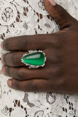 Newport Nouveau - Green Paparazzi Ring